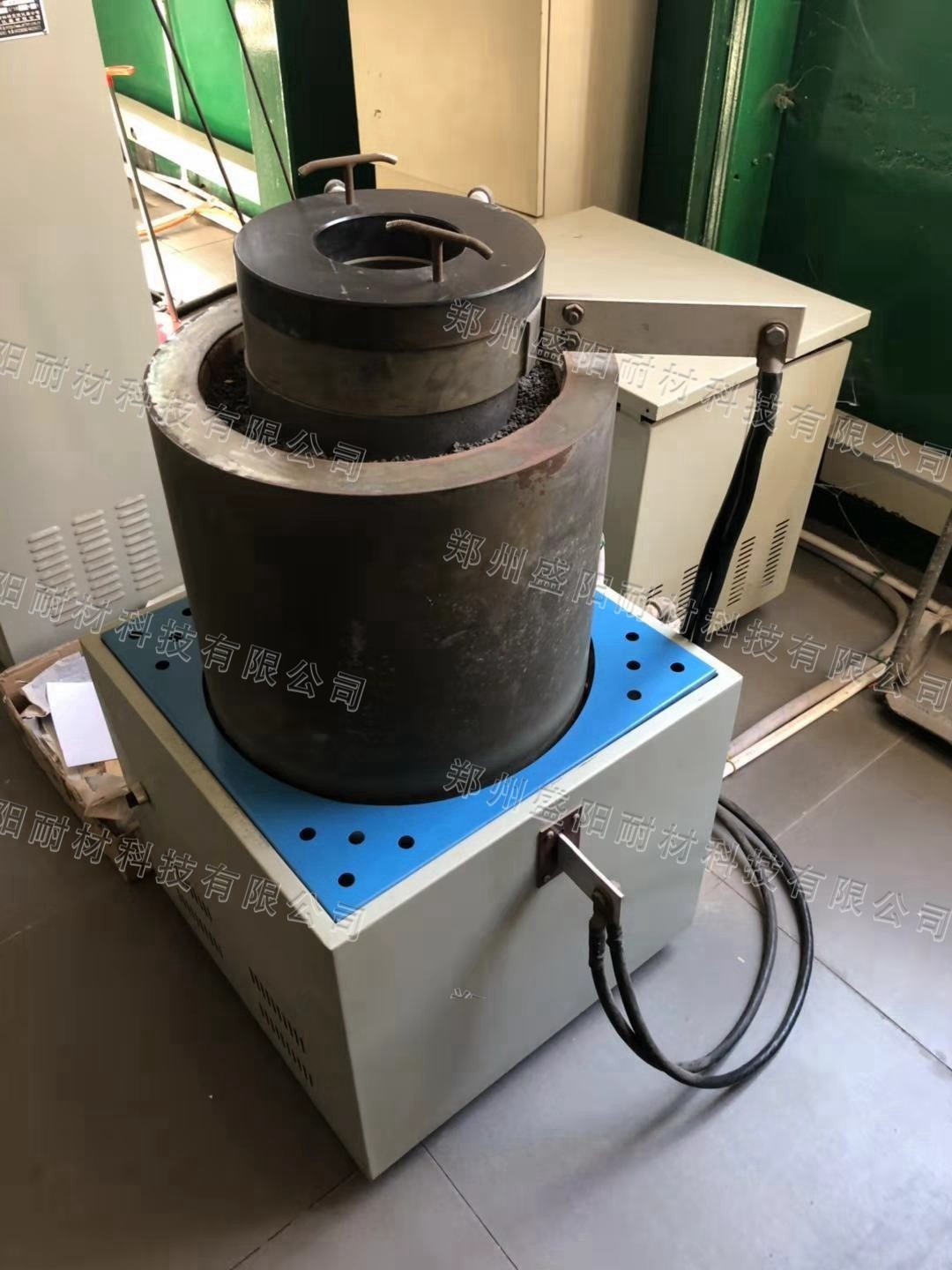 风暴注册高温坩埚